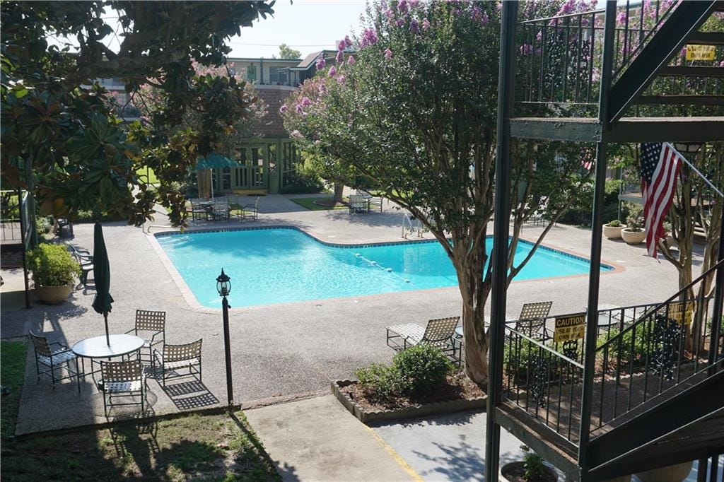 Sold 2704 Whitney Place, 820, Metairie, LA 70002 1 Bed / 1 Full